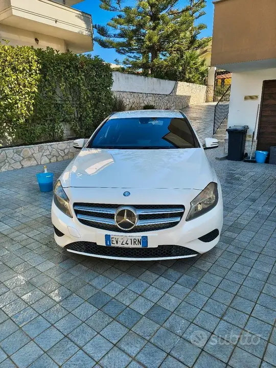 Mercedes-Benz A
