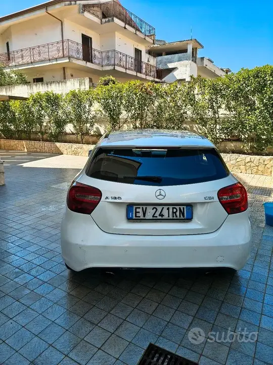 Mercedes-Benz A 2014 photo 4