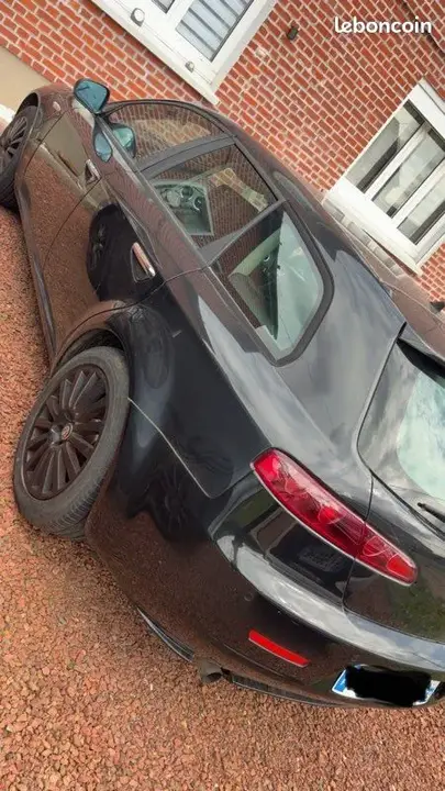 Alfa Romeo 159