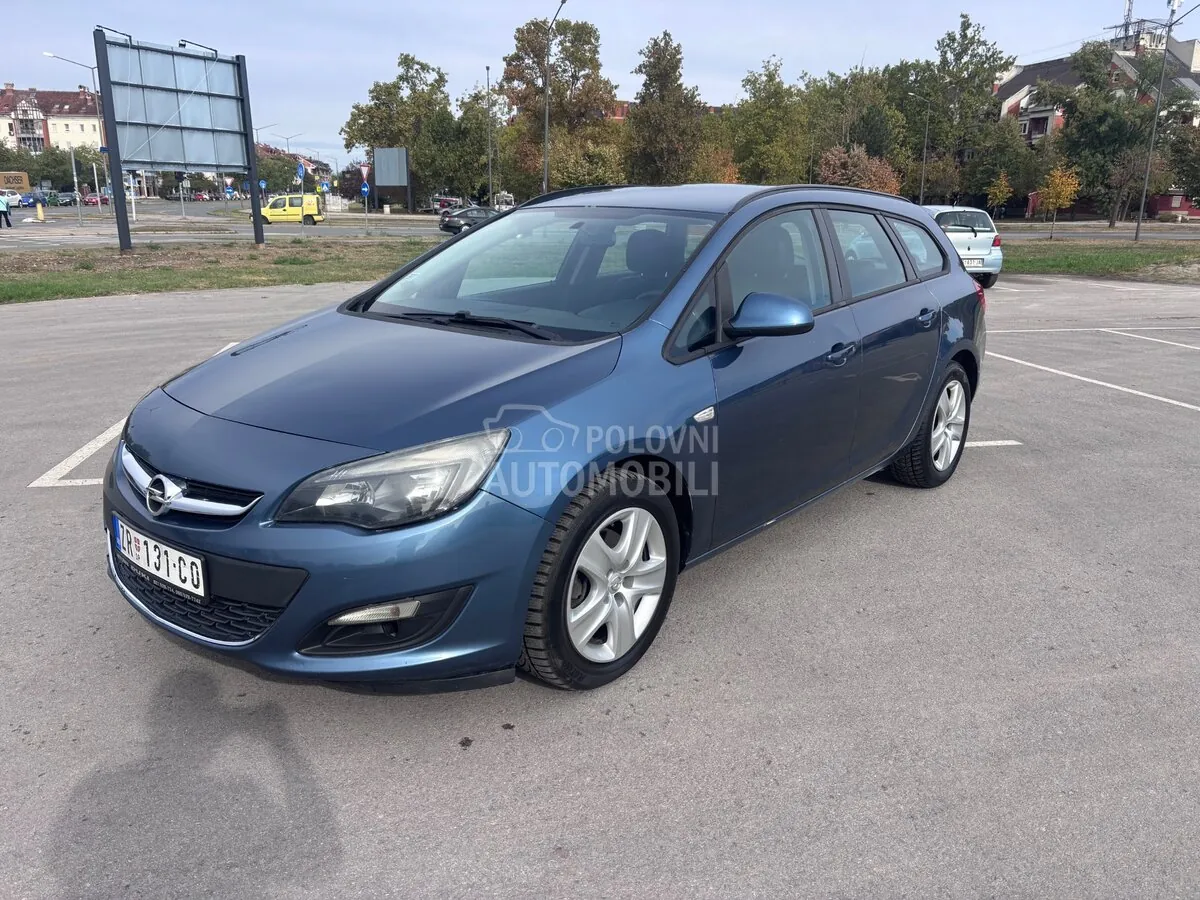 Opel Astra J
