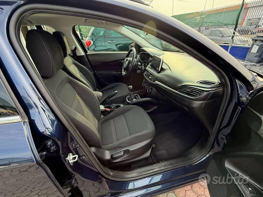 Fiat Tipo 2017 photo 2