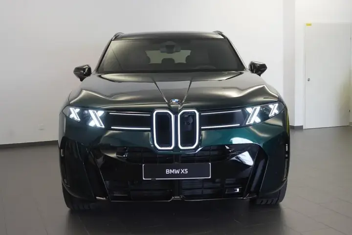 BMW X5 photo 2