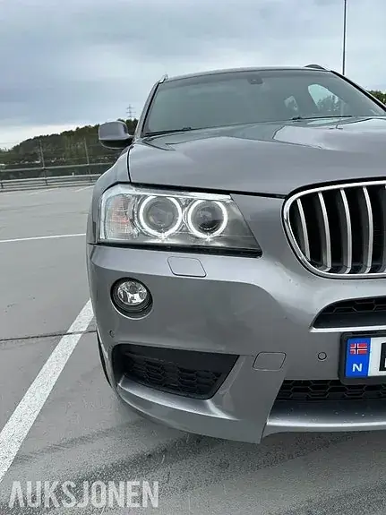 BMW X3 2012 photo 3