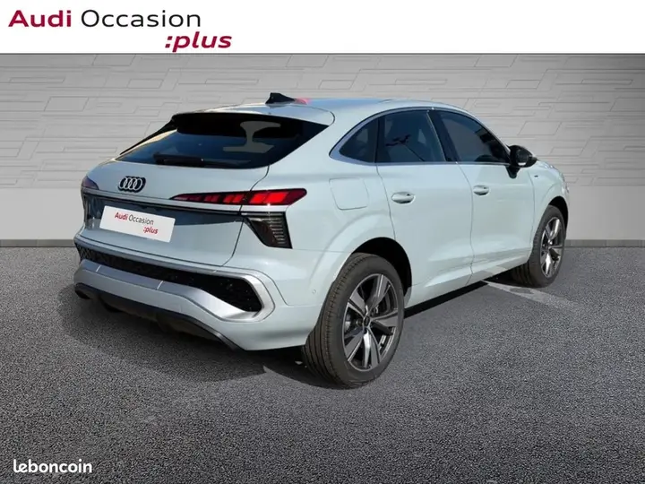 Audi Q3 2026 photo 2
