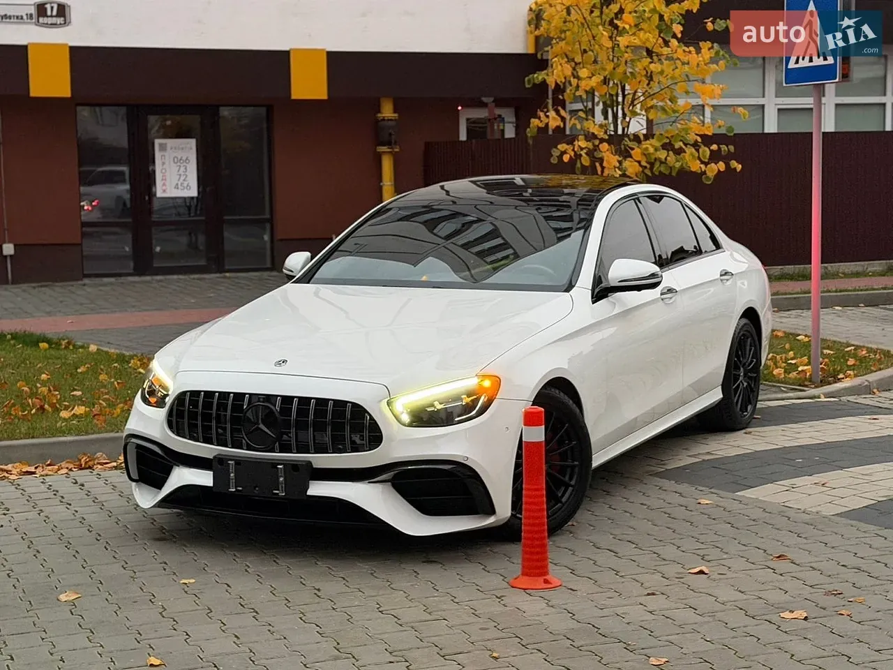 Mercedes-Benz E-Class 2021 photo 2