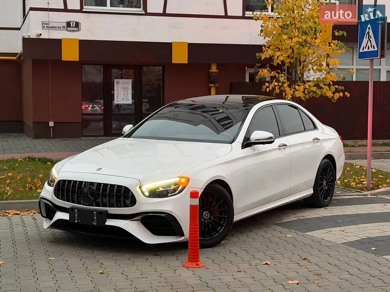 Mercedes-Benz E-Class 2021 photo 4