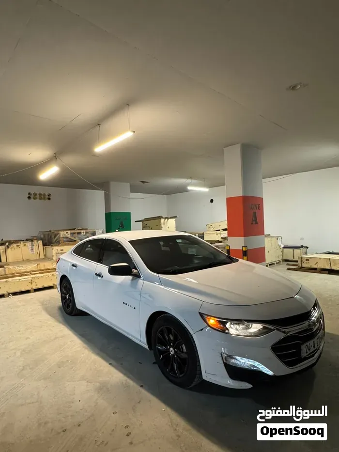 Chevrolet Malibu 2023 photo 2