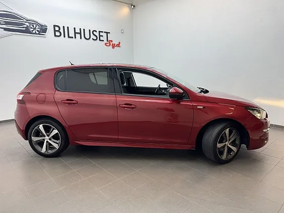 Peugeot 308 2017 photo 2
