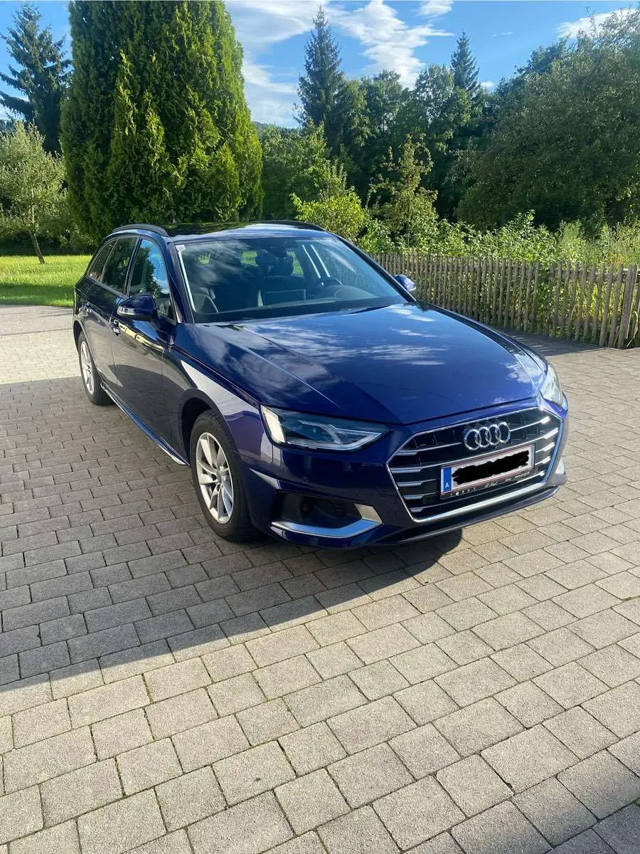 Audi A4 2020 photo 2