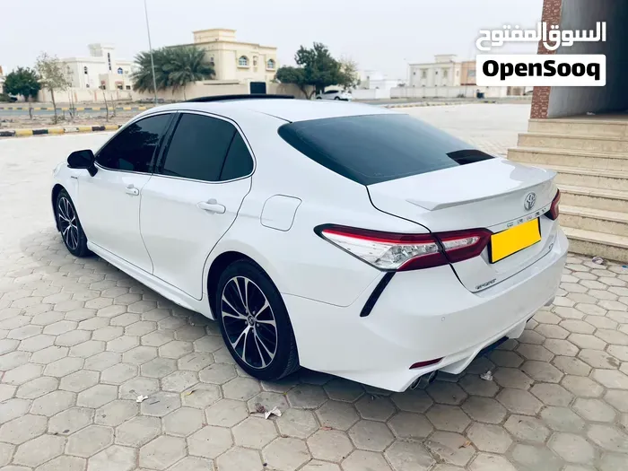 Toyota Camry 2019 photo 4