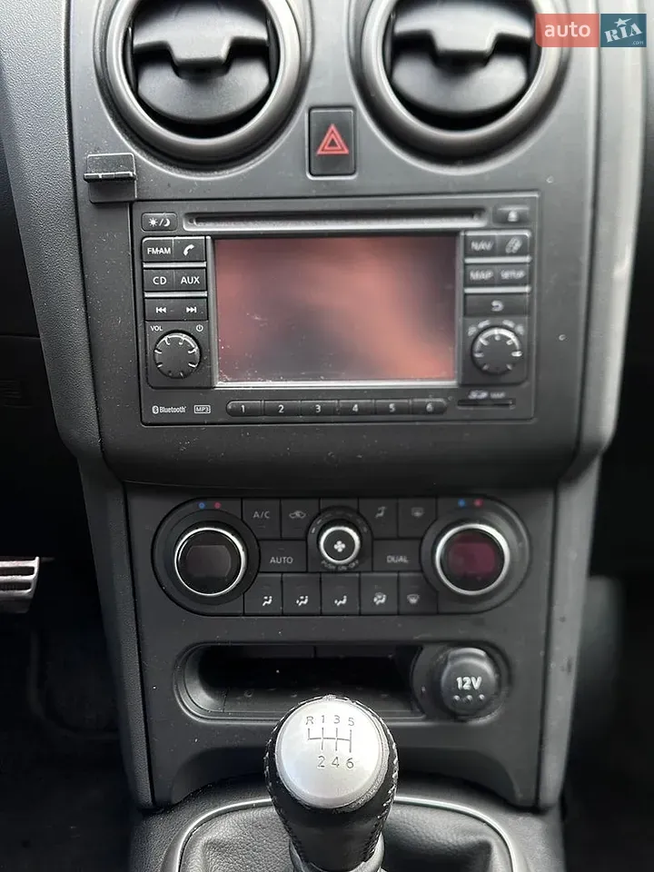 Nissan Qashqai 2013 photo 3