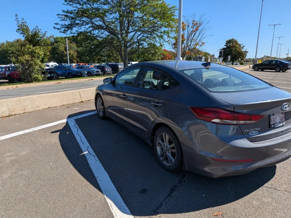 Hyundai Elantra 2017 photo 5