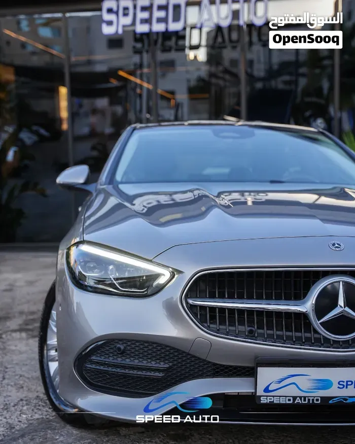 Mercedes-Benz C180 2024 photo 2