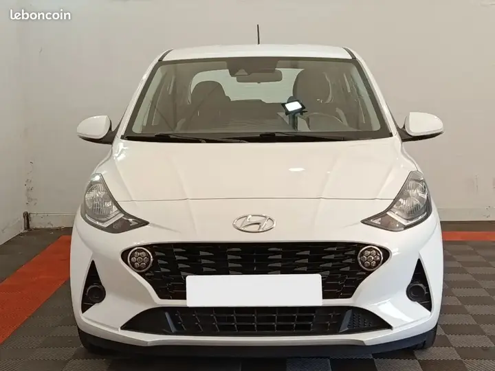 Hyundai I10 2022 photo 2