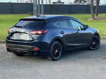 Mazda Axela 2015 photo 4