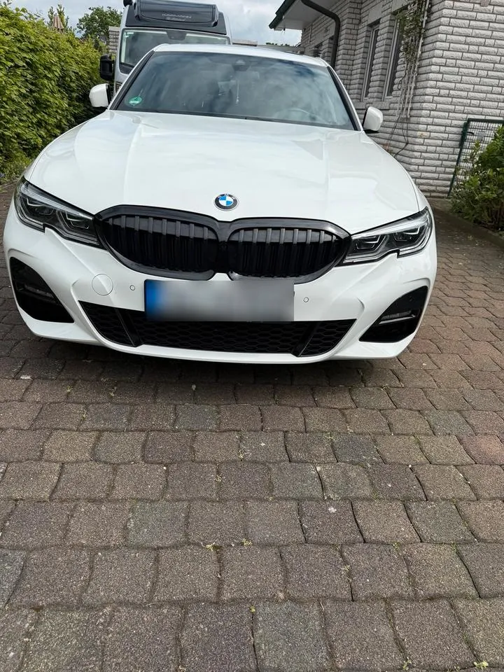 BMW 320I