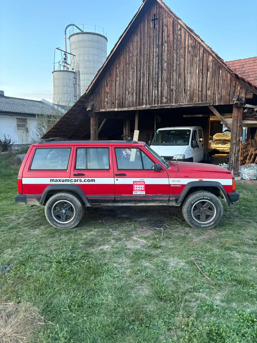 Jeep Cherokee 1995 photo 3