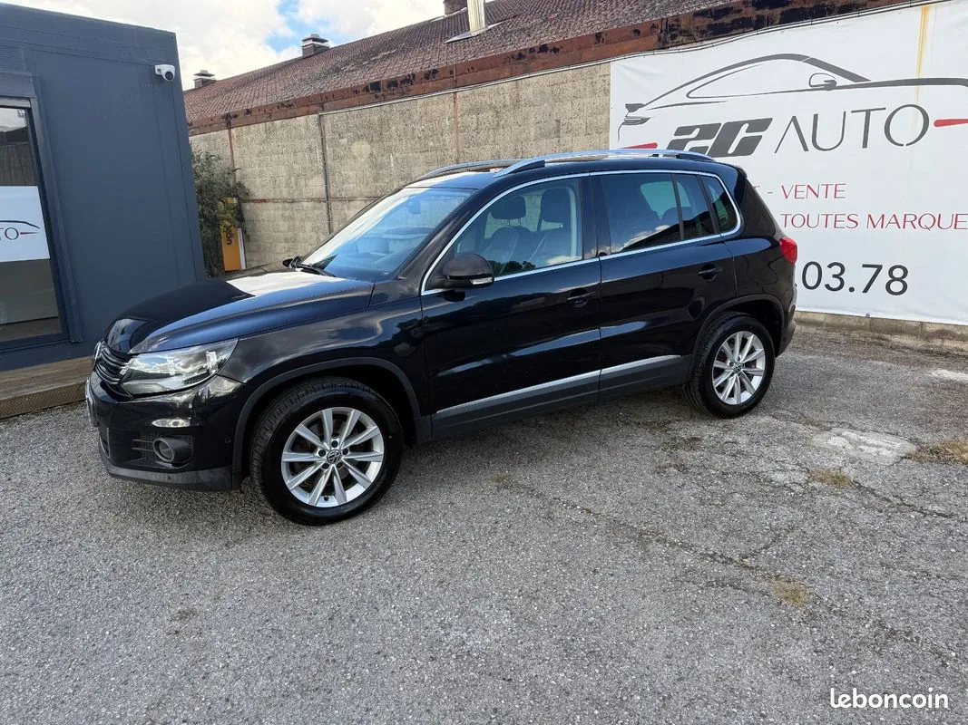 Volkswagen Tiguan 2012 photo 2