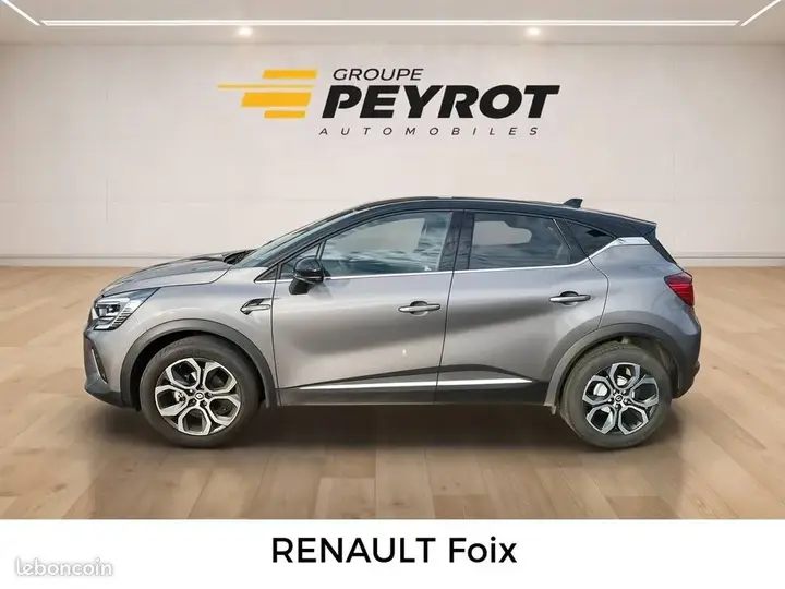 Renault Captur 2023 photo 3
