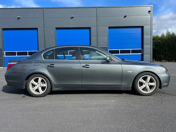 BMW 525I 2005 photo 2