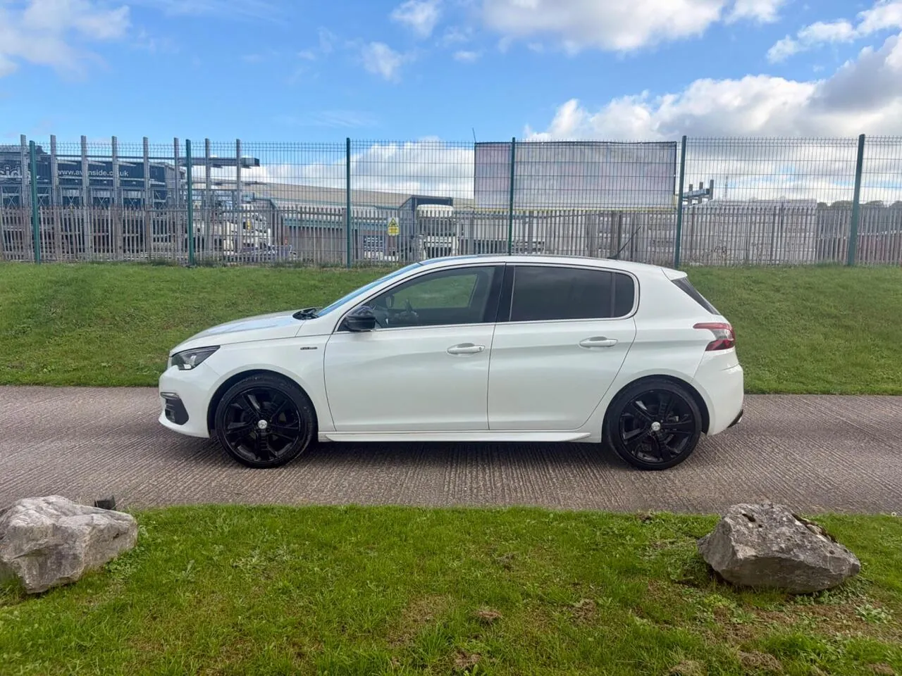 Peugeot 308 2017 photo 3