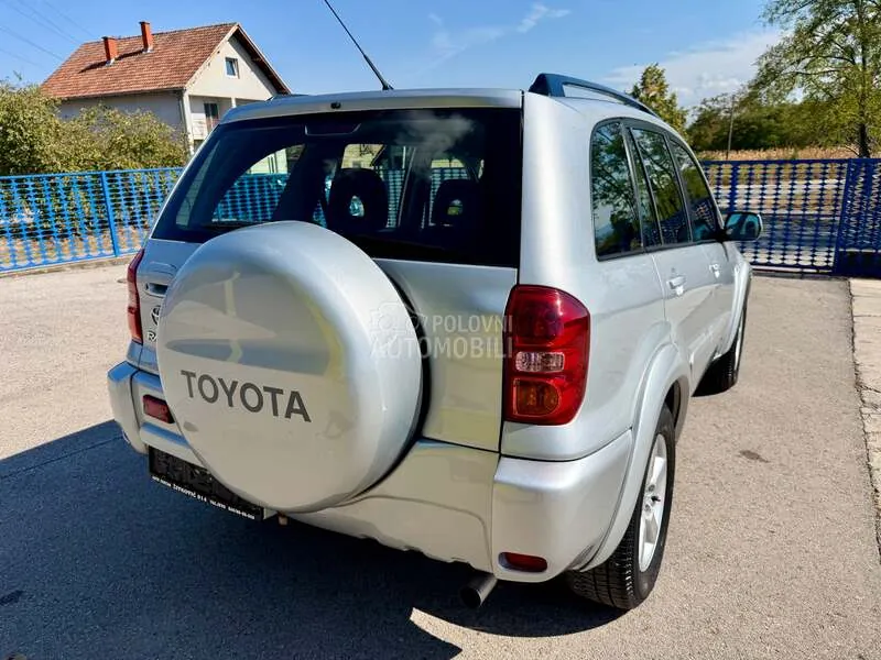 Toyota Rav4 2004 photo 5