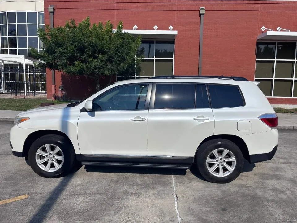 Toyota Highlander 2012 photo 4