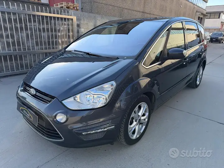 Ford S-Max