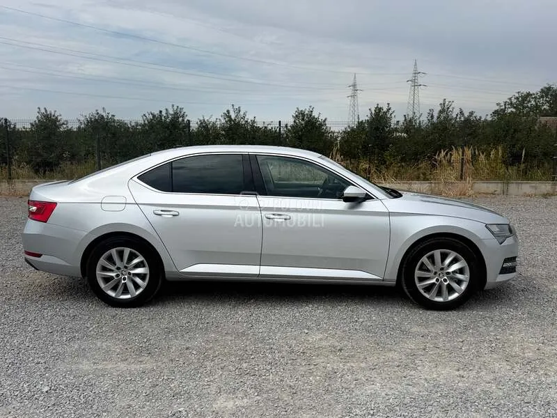 Skoda Superb 2023 photo 4