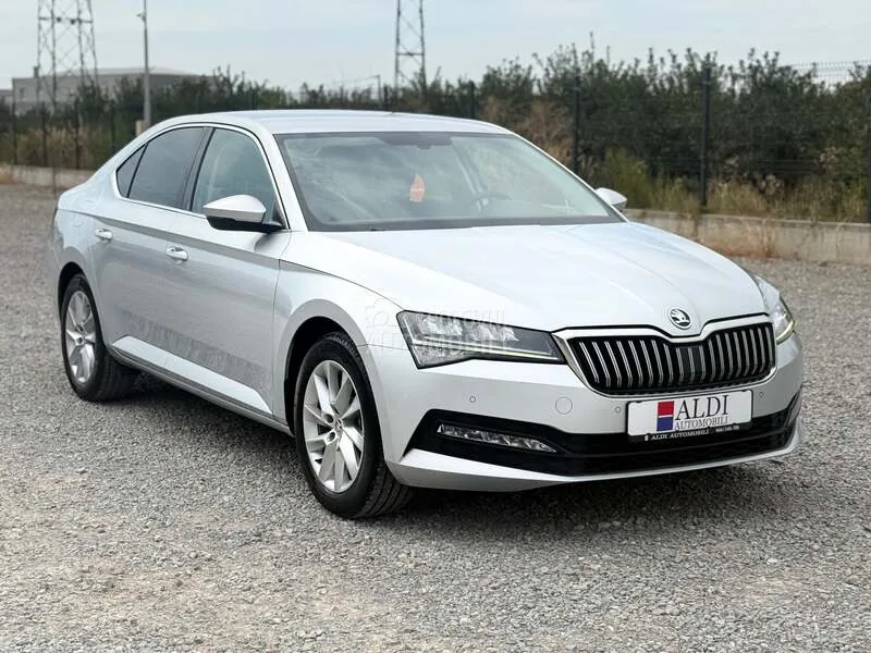 Skoda Superb 2023 photo 3