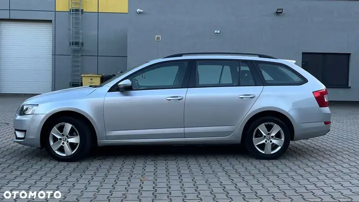Skoda Octavia 2016 photo 2
