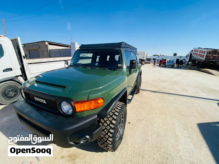 Toyota Fj 2014 photo 2