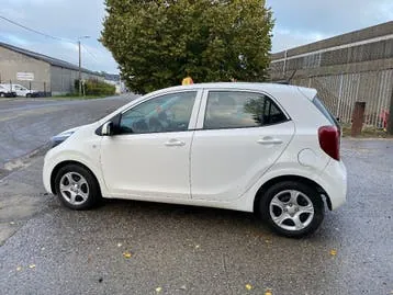 Kia Picanto 2022 photo 2