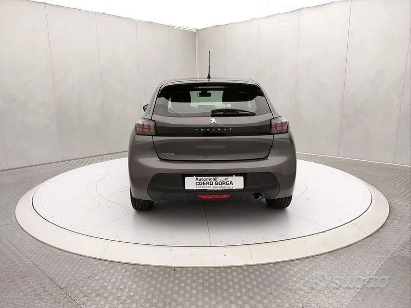 Peugeot 208 2021 photo 5
