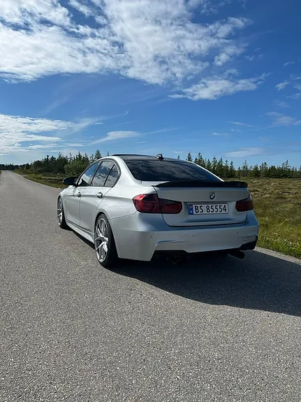 BMW 335I 2012 photo 4