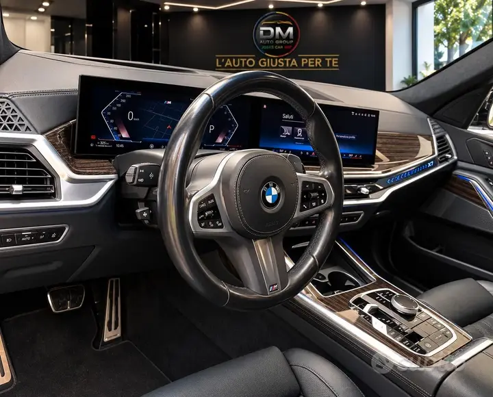 BMW X7 2023 photo 2