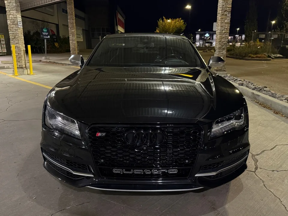 Audi S7 2013 photo 2