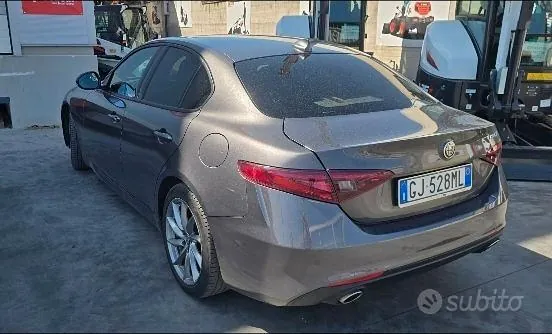 Alfa Romeo Giulia 2022 photo 4