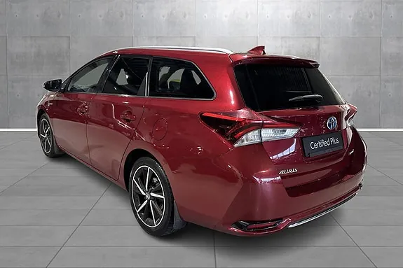 Toyota Auris 2017 photo 3