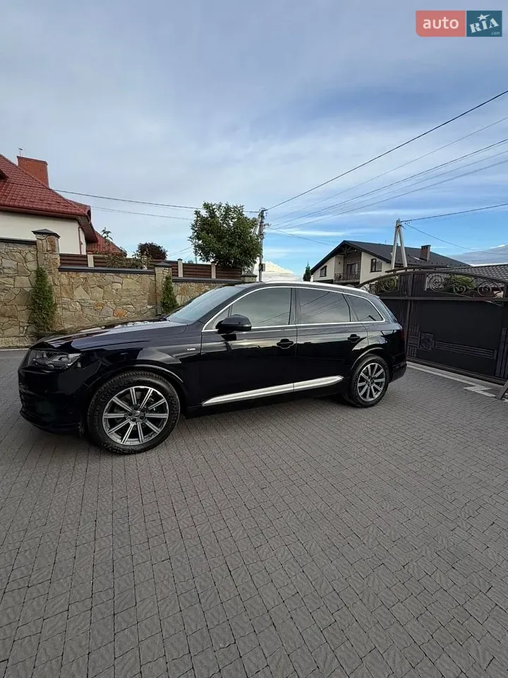 Audi Q7 2019 photo 5