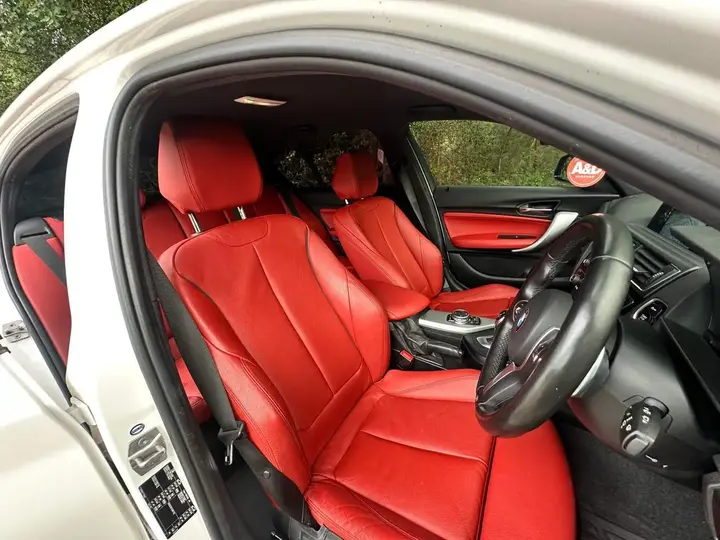 BMW 1 Series 2015 photo 2