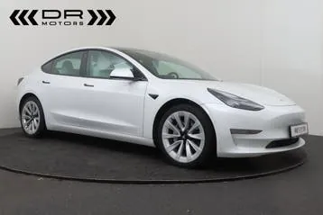 Tesla Model 3 2020 photo 2