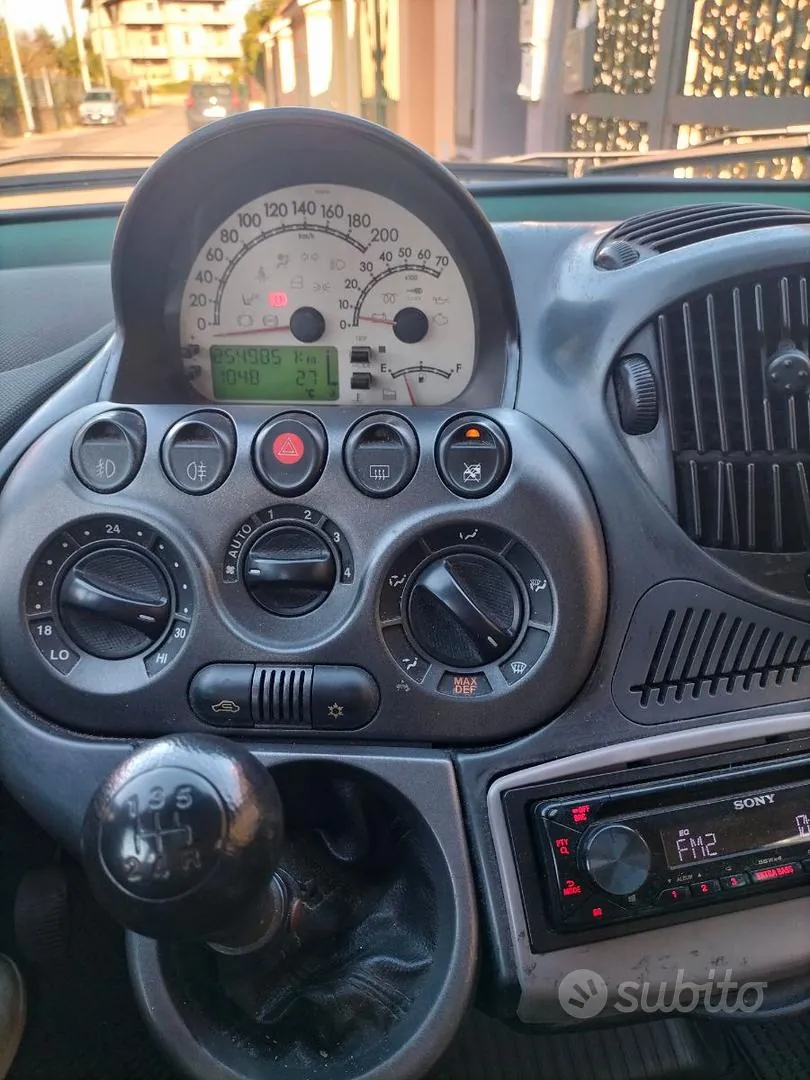 Fiat Multipla 2010 photo 2