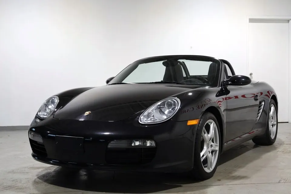Porsche Boxster 2005 photo 2