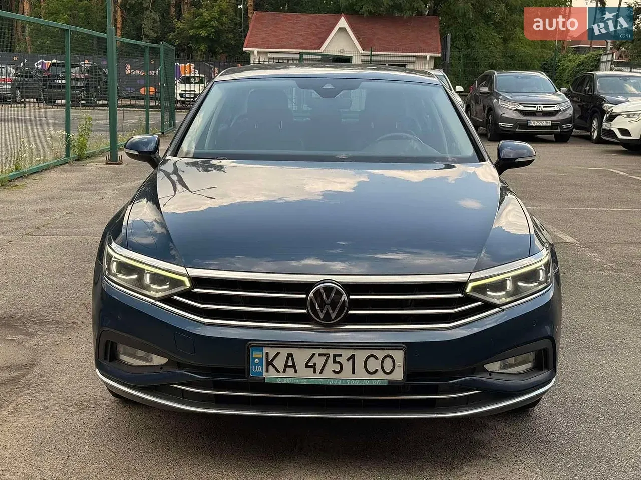 Volkswagen Passat 2020 photo 2