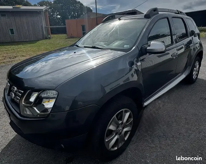 Dacia Duster 2013 photo 4