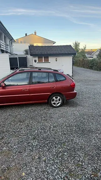 Kia Rio 2002 photo 4