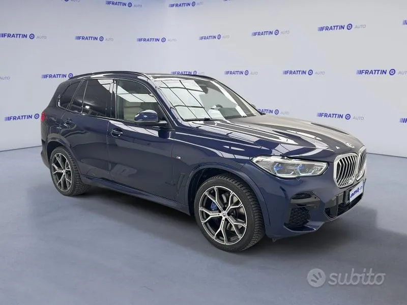 BMW X5 2022 photo 2