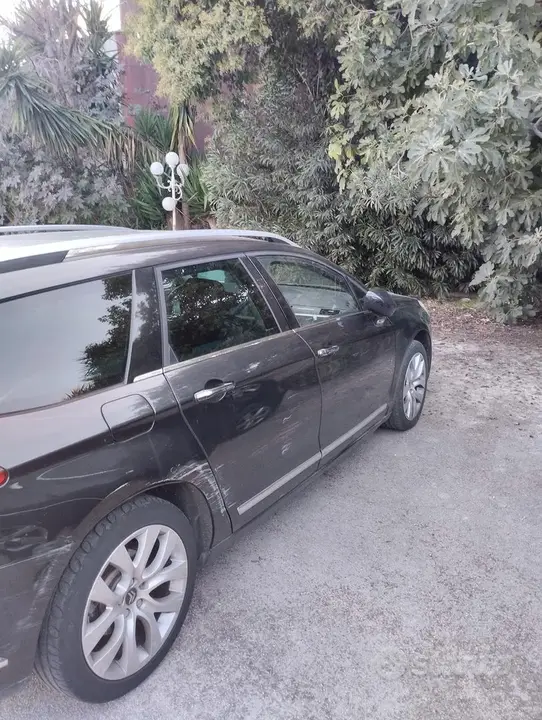 Citroen C5 2012 photo 3