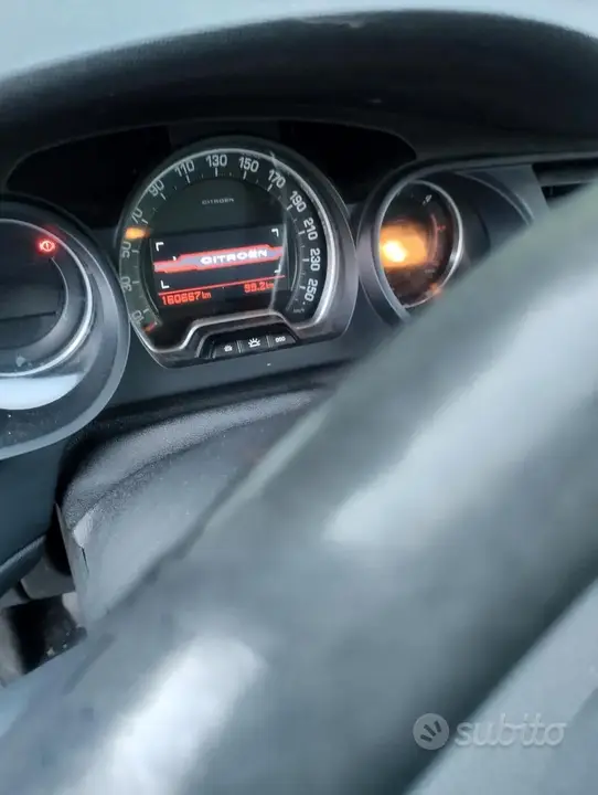 Citroen C5 2012 photo 5